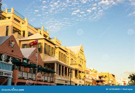 downtown hamilton Bermuda shopping